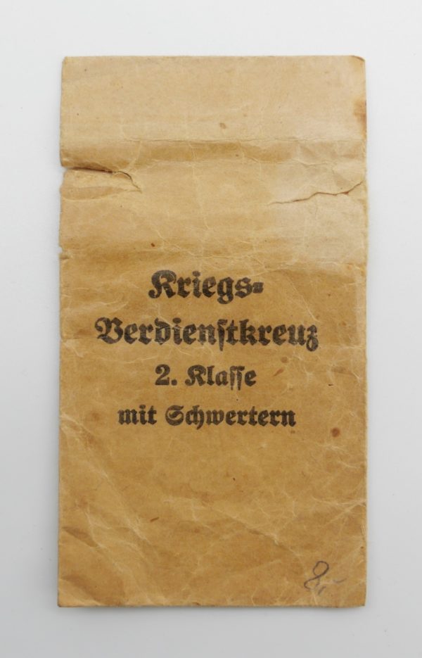 Verleihungstüte zum Kriegsverdienstkreuz 2. Klasse - Liefergemeinschaft Pforzheimer Schmuckhandwerker - Innungen