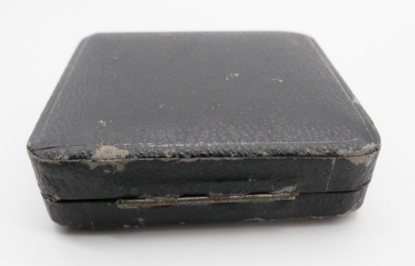 Eisernes Kreuz 1. Klasse - Hersteller L/11 - Wilhelm Deumer, Lüdenscheid im LDO Etui – Bild 11