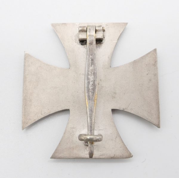 Eisernes Kreuz 1. Klasse - Hersteller L/11 - Wilhelm Deumer, Lüdenscheid im LDO Etui – Bild 3