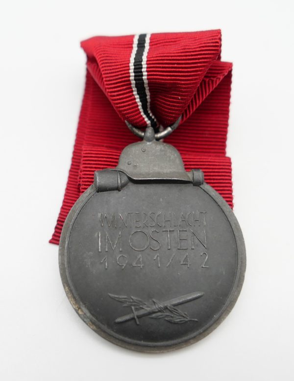 Medaille Winterschlacht im Osten 1941/42 - Hersteller 88 (Werner Redo, Saarlautern) - WIO – Bild 2