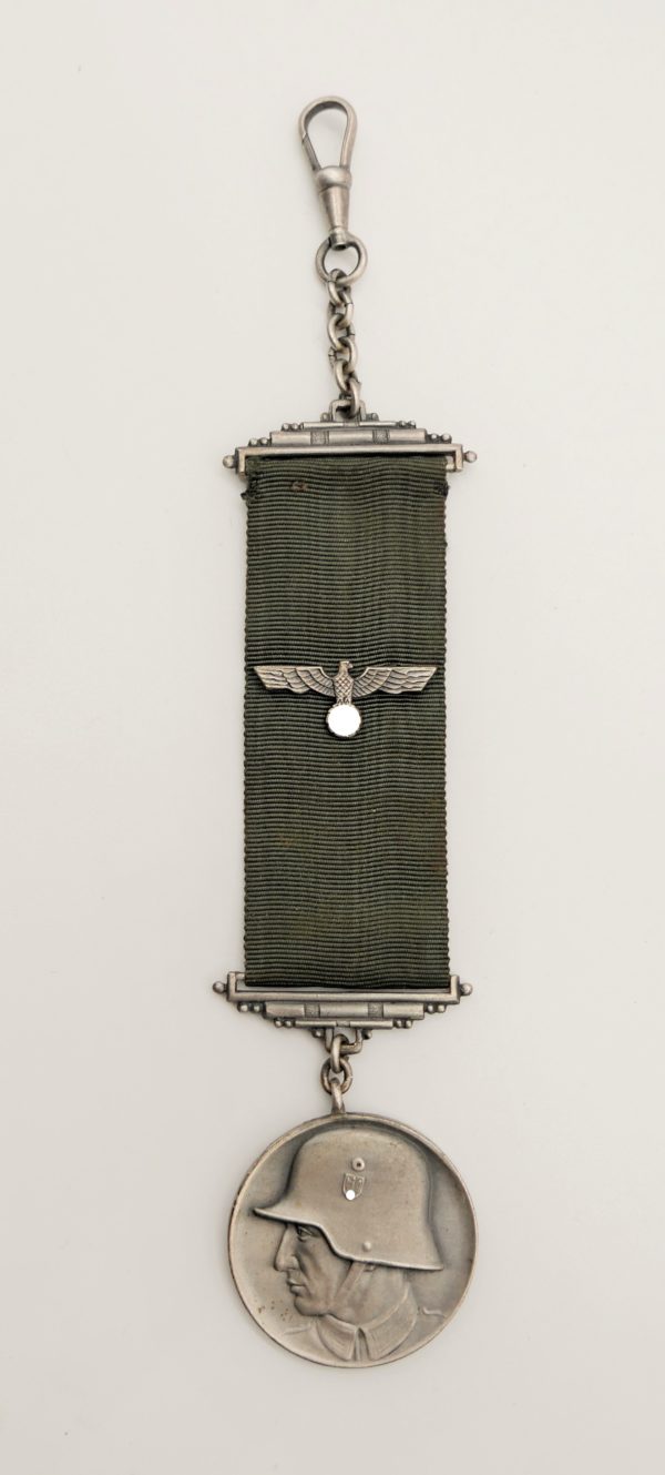 Medaille als Bierzipfel - Soldat mit Helm