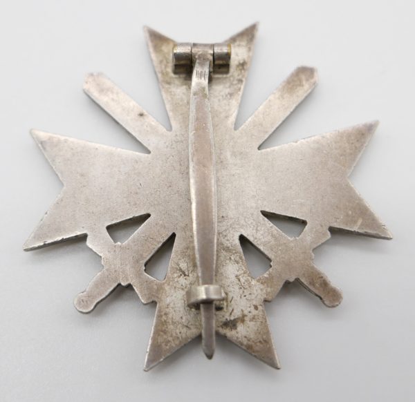 Kriegsverdienstkreuz 1. Klasse mit Schwerter im Etui - Hersteller 62 (Kerbach & Oesterhelt, Dresden) – Bild 4