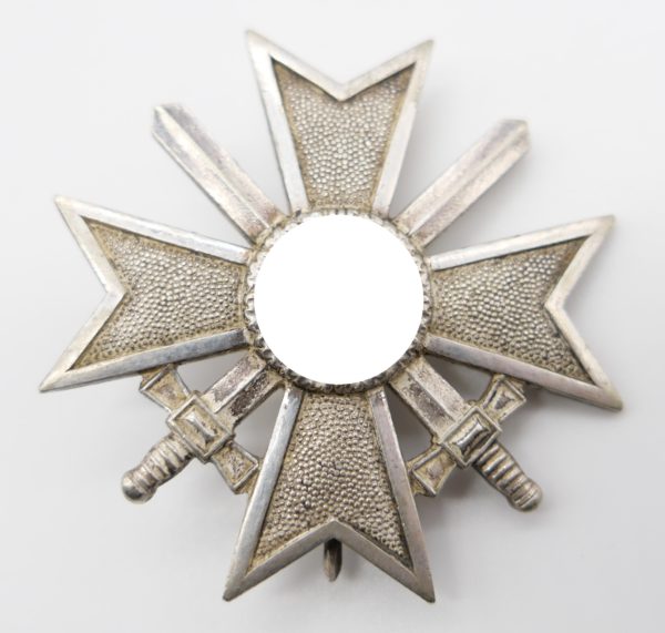 Kriegsverdienstkreuz 1. Klasse mit Schwerter im Etui - Hersteller 62 (Kerbach & Oesterhelt, Dresden) – Bild 3