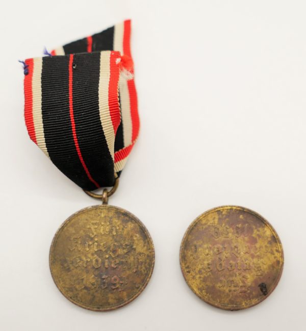 2 x Medaille für Kriegsverdienst - Kriegsverdienstmedaille - Verleihungstüte – Bild 3