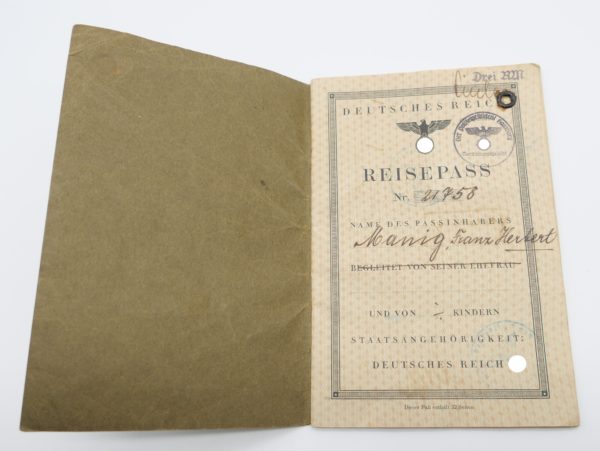 Reisepass eines Lehrers - Deutsches Reich 1937 – Bild 2