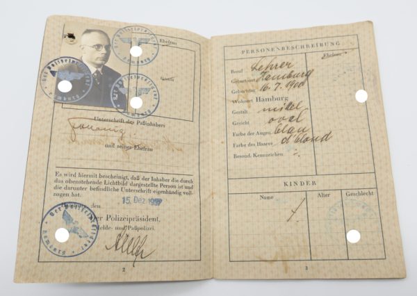 Reisepass eines Lehrers - Deutsches Reich 1937 – Bild 3