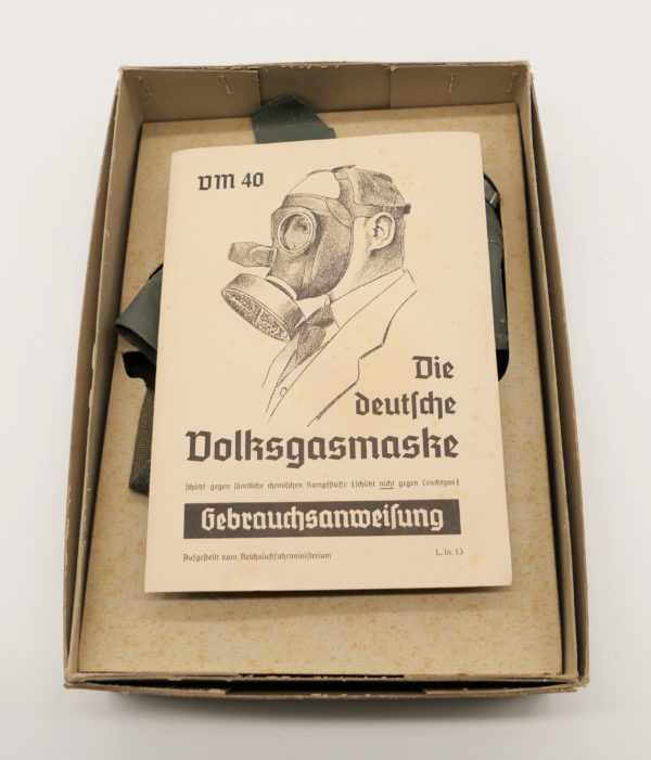 VM - Die deutsche Volksgasmaske im Karton mit der Anleitung – Bild 2
