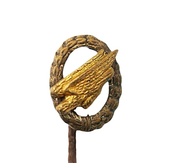 12 mm Miniatur zum Fallschirmschützenabzeichen der Luftwaffe – 57er Ausführung