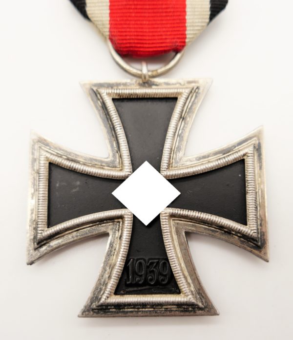 Eisernes Kreuz 2. Klasse - Hersteller 23 (Arbeitsgemeinschaft für Heeresbedarf in der Graveur & Ziselierinnung, Berlin)