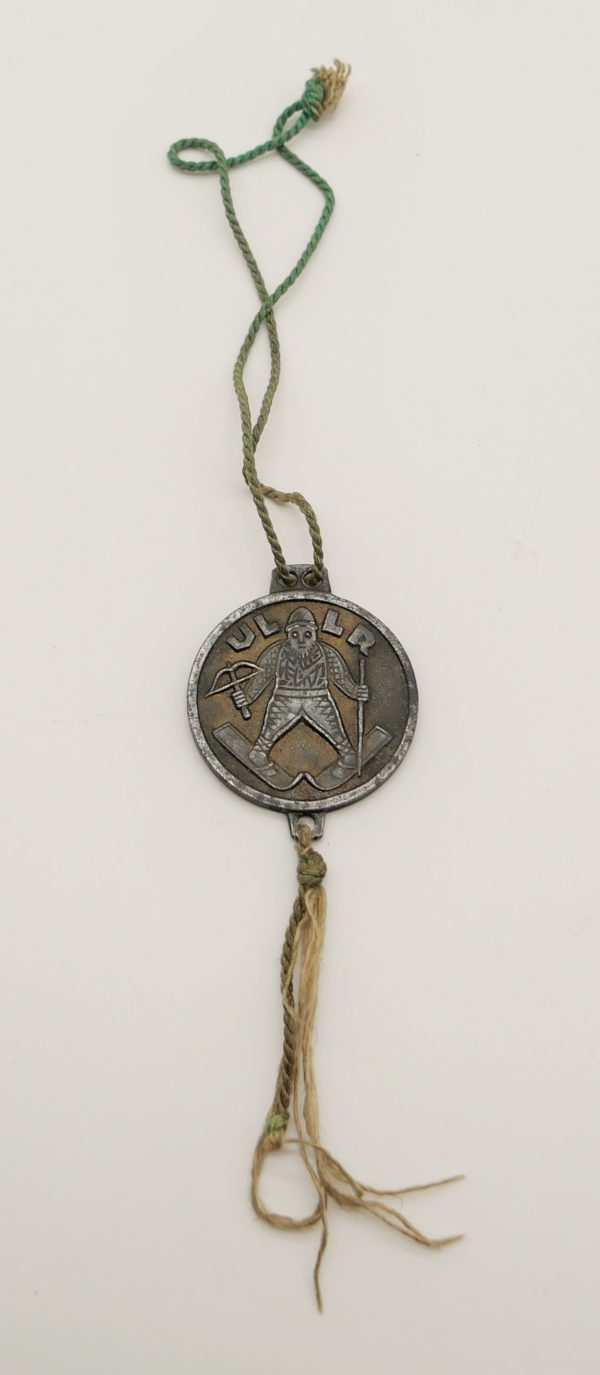 Ullr - Glücksbringer eines Gebirgsjäger - Rückseitig das historische Wappen des Landes Salzburg – Bild 2