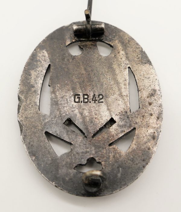Allgemeines Sturmabzeichen - Hersteller G.B. 42 (Gustav Brehmer, Markneukirchen) – Bild 4