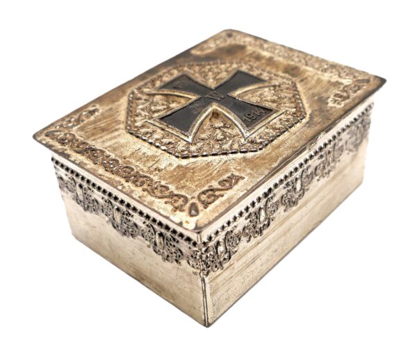 Patriotische Dose - Schachtel - Schatulle mit EK (Eisernes Kreuz) Auflage aus dem 1. Weltkrieg