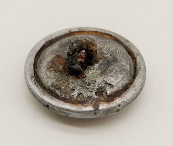 Frackknopf der SS – 148/39 - Durchmesser 20 mm - Bodenfund – Knopf für den Frack – Bild 4