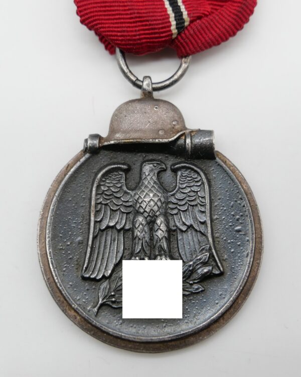 Medaille Winterschlacht im Osten 1941/42 - Hersteller 14 (L. Christian Lauer, Nürnberg)