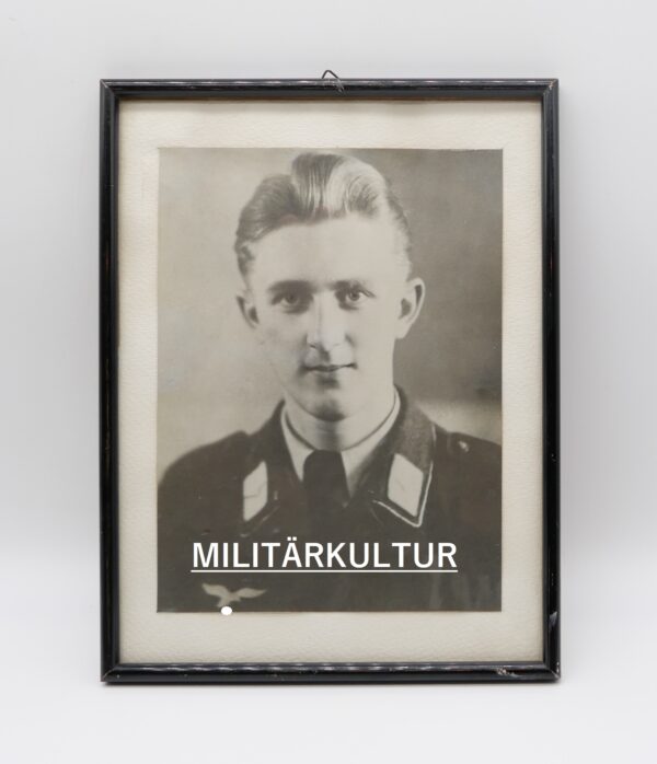 Foto - Portait eines Angehörigen der Fallschirm-Panzer-Division 1 „Hermann Göring“ - Luftwaffe