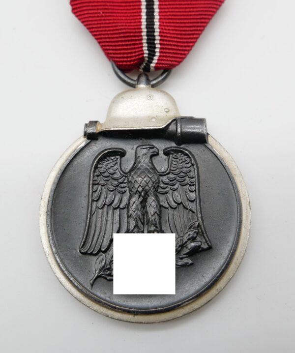 Medaille Winterschlacht im Osten 1941/42 - Hersteller 88 (Werner Redo, Saarlautern)
