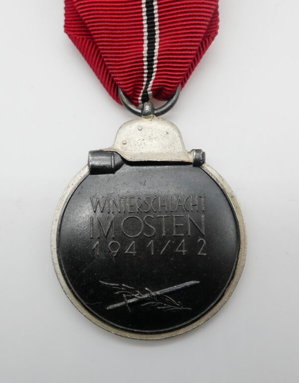 Medaille Winterschlacht im Osten 1941/42 - Hersteller 88 (Werner Redo, Saarlautern) – Bild 3