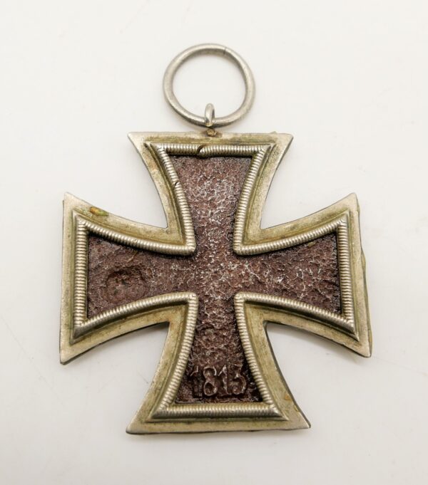 Eisernes Kreuz 2. Klasse 1939 - Hersteller 23 (Arbeitsgemeinschaft für Heeresbedarf in der Graveur & Ziselierinnung, Berlin) - Bodenfund – Bild 2