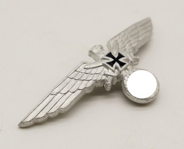 Schirmmützenadler – Mützenadler – NSKOV – Kriegerbund – Kyffhäuser