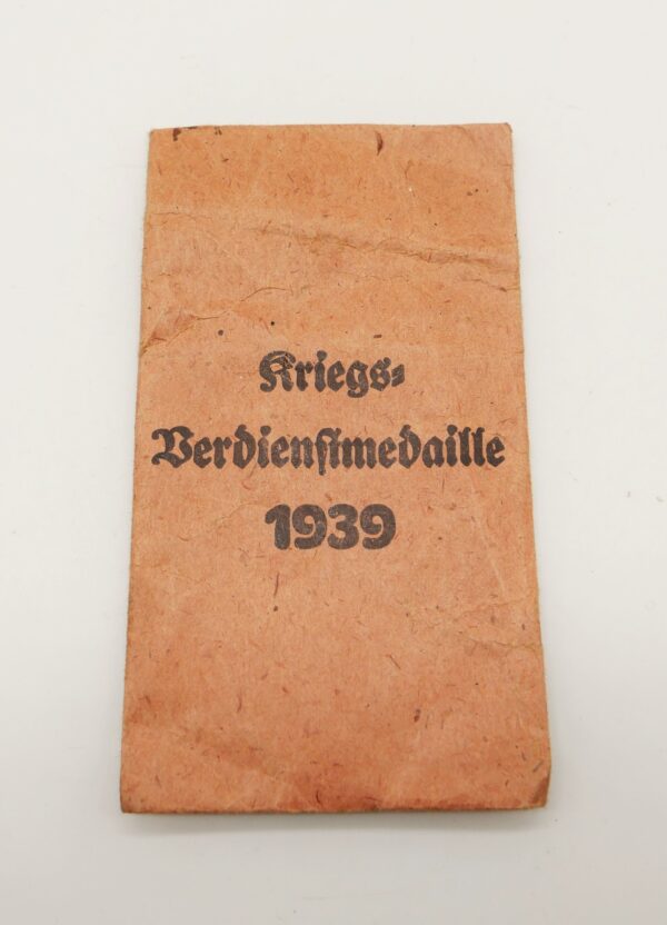 Verleihungstüte zur Kriegsverdienstmedaille - Hersteller J.E. Hammer & Söhne, Geringswalde