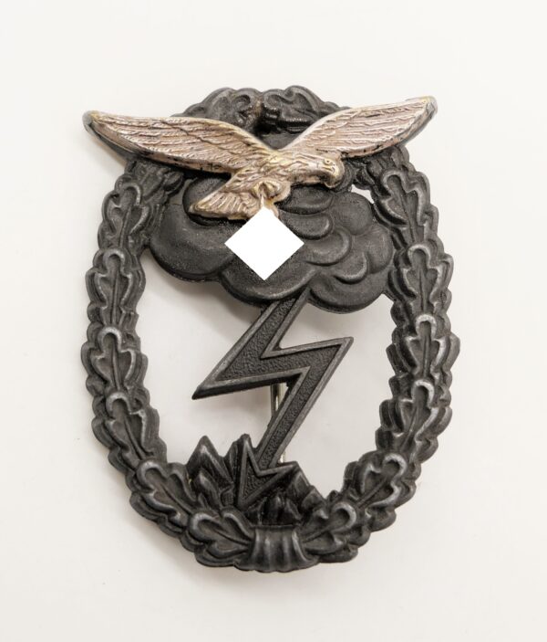 Erdkampfabzeichen der Luftwaffe - Unmarkierte Variante des Herstellers J. E. Hammer & Söhne, Geringswalde