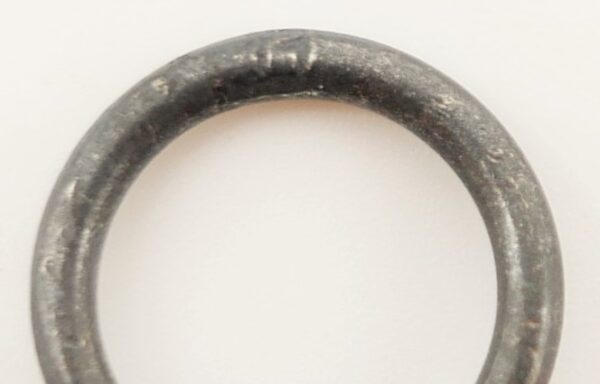 Medaille Winterschlacht im Osten 1941/42 – Hersteller 11 (Grossmann & Co., Wien) – Bild 4