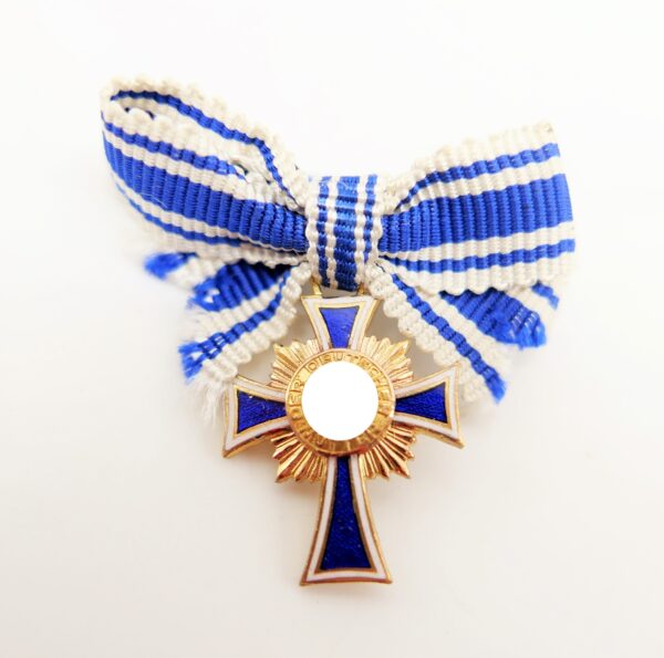 Miniatur zum Mutterkreuz Gold im LDO Etui - Hersteller L/60 (Gustav Brehmer, Markneukirchen) – Bild 2