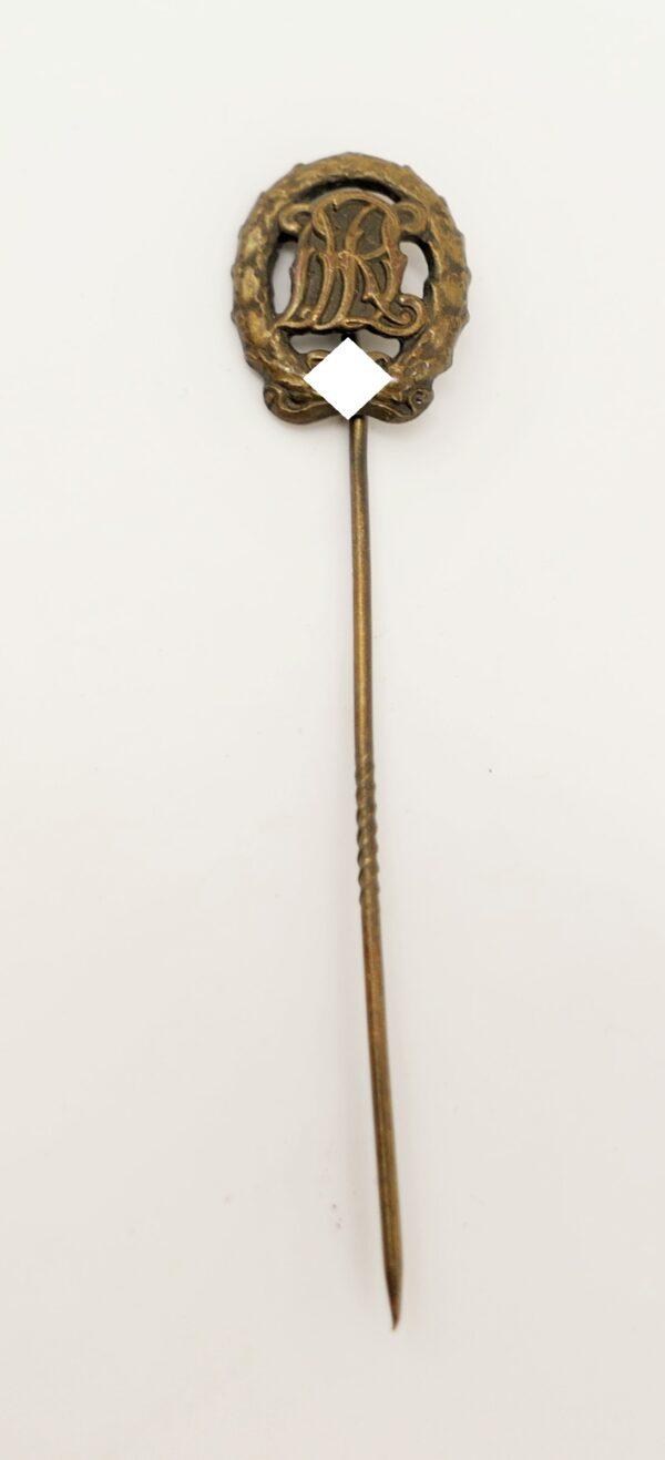16 mm Miniatur DRL Sportabzeichen Bronze – Hersteller Wernstein, Jena – Bild 2