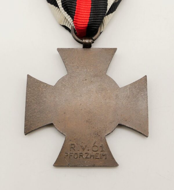 Ehrenkreuz für Kriegsteilnehmer - Hersteller R. V. 61 Pforzheim (Reichsverband Arbeitsgemeinschaft Heinrich Vogt, Pforzheim) – Bild 3