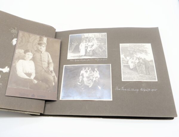 Fotoalbum - Aus der Zeit des 1. Weltkrieges - u. a. König Wilhelm II. von Württemberg – Bild 2