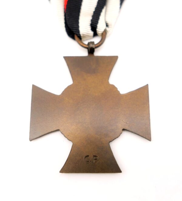 Ehrenkreuz für Kriegsteilnehmer mit der Verleihungstüte - Hersteller C. P. – Bild 3
