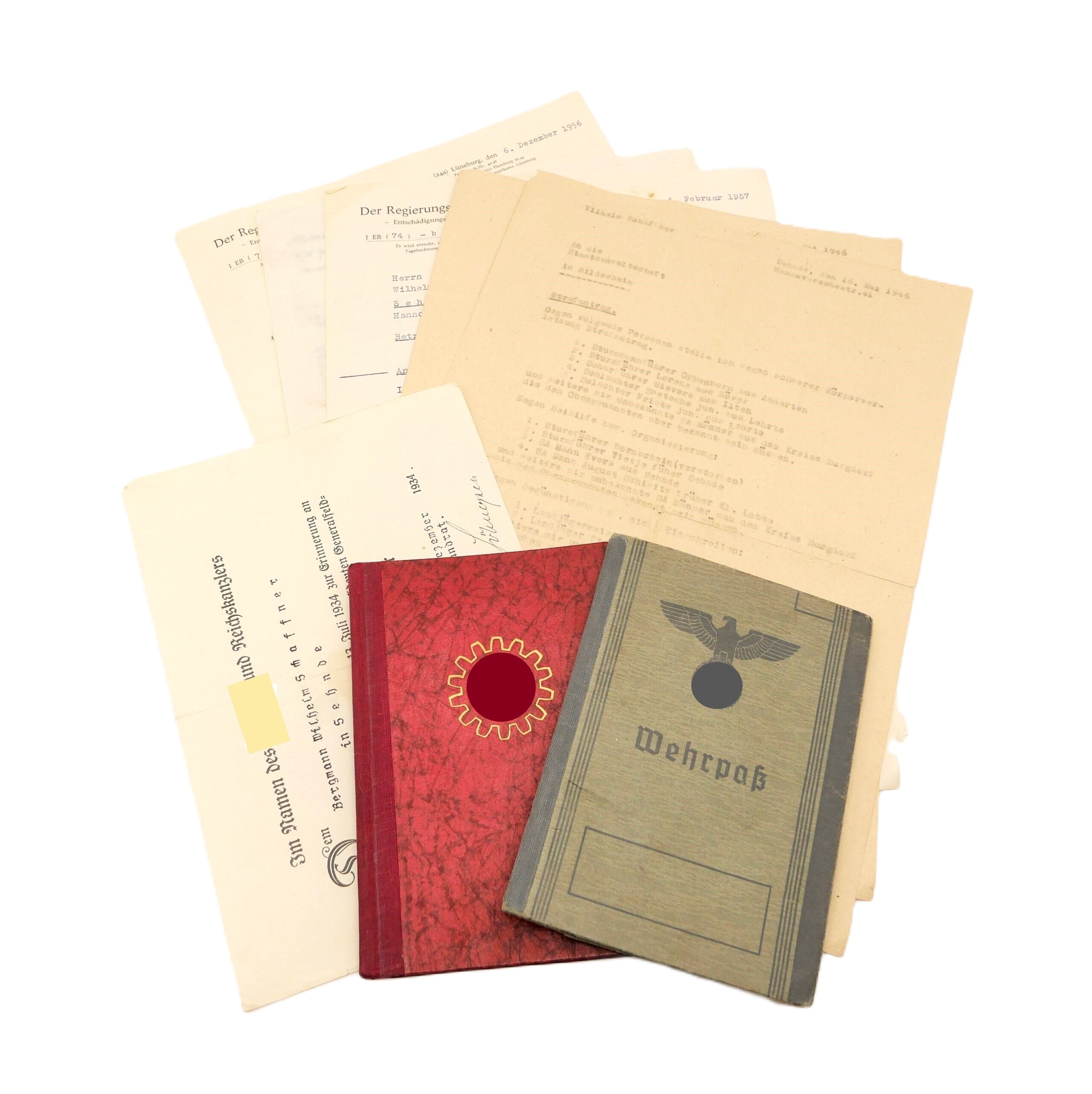 Wehrpass - DAF Mitgliedsbuch - Urkunde zum Ehrenkreuz für Frontkämpfer eines Mannes