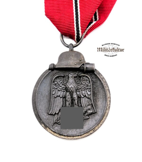 Medaille Winterschlacht im Osten 1941/42 – Hersteller 19 (E. Ferdinand Wiedmann, Frankfurt/Am Main) - WIO