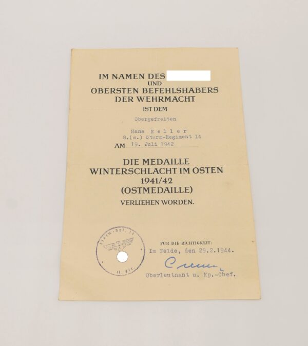 Urkunde zur Medaille Winterschlacht im Osten - Für einen Obergefreiten des 8. (s.) Sturm - Regiment 14