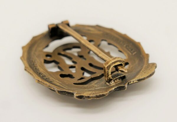 DRL Sportabzeichen Bronze – Hersteller Wernstein, Jena – D.R.G.M. 35269 – Bild 3