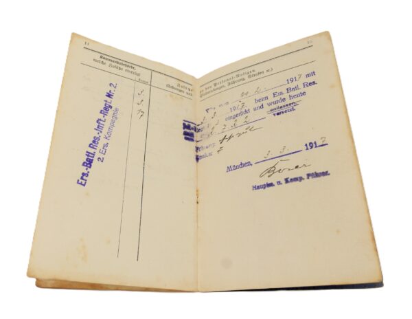 Militärpass und Arbeitsbuch 1. Weltkrieg - Wehrpass aus dem 2. Weltkrieg - Diverse Papiere eines Mannes - Landsturm – Bild 10