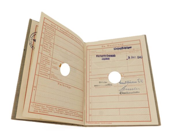 Militärpass und Arbeitsbuch 1. Weltkrieg - Wehrpass aus dem 2. Weltkrieg - Diverse Papiere eines Mannes - Landsturm – Bild 12
