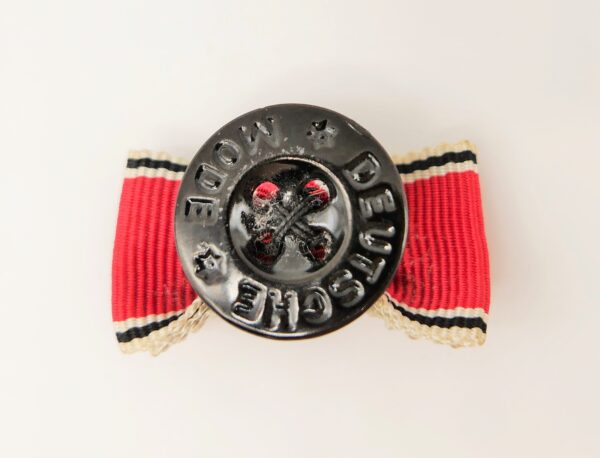 Knopflochminiatur – Medaille zur Erinnerung an den 1. Oktober 1938 (Sudetenland-Medaille) – Mit Auflage – Bild 3