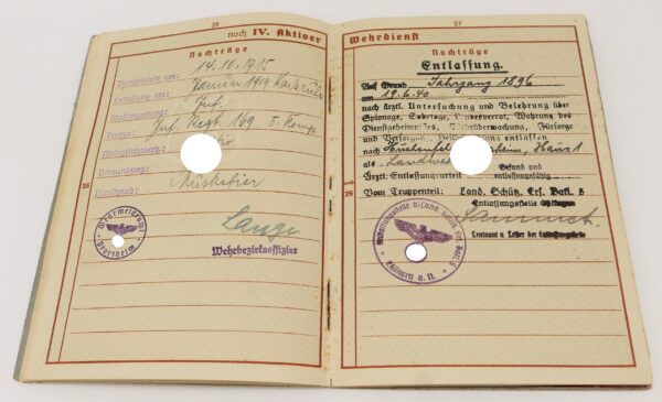 Wehrpass eines Fabrikanten - Zeitlich untauglich – Bild 7