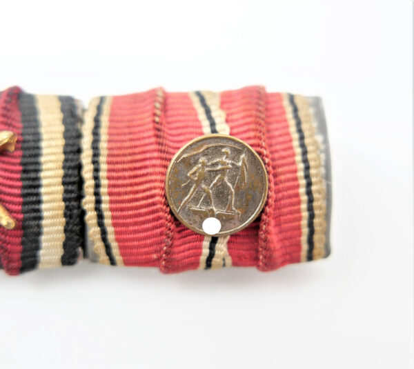 Feldspange - EK - FEK - Anschlußmedaille Österreich – Medaille zur Erinnerung an den 13. März 1938 mit Auflage - Bandspange – Bild 3