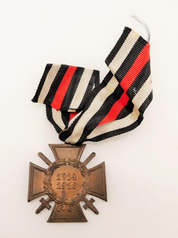 Ehrenkreuz für Frontkämpfer – Hersteller B.H.L. (Berg & Nolte, Lüdenscheid) – Bild 2