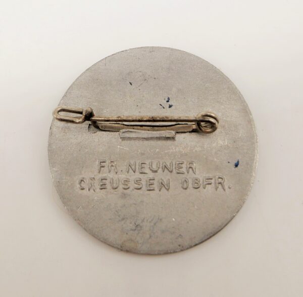 Abzeichen 1. Mai 1936 - Hersteller FR. NEUNER, CREUSSEN OBFR. – Bild 2