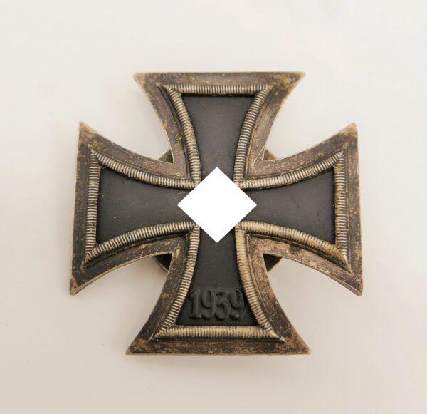 Eisernes Kreuz 1. Klasse 1939 – An Schraubscheibe – Hersteller L/12 – C. E. Juncker, Berlin