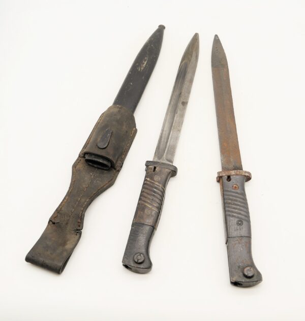 2 x Bajonett K 98 - Dachbodenfund - Hersteller RICH. A. HERDER