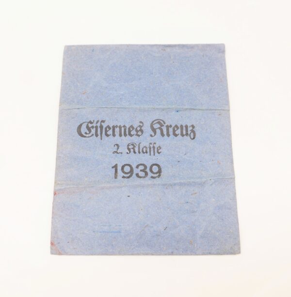 Verleihungstüte Eisernes Kreuz 2. Klasse 1939 – Hersteller Gustav Brehmer, Markneukirchen