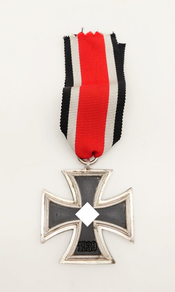 Eisernes Kreuz 2. Klasse 1939 – Variante mit runder 3 - EK – Bild 2
