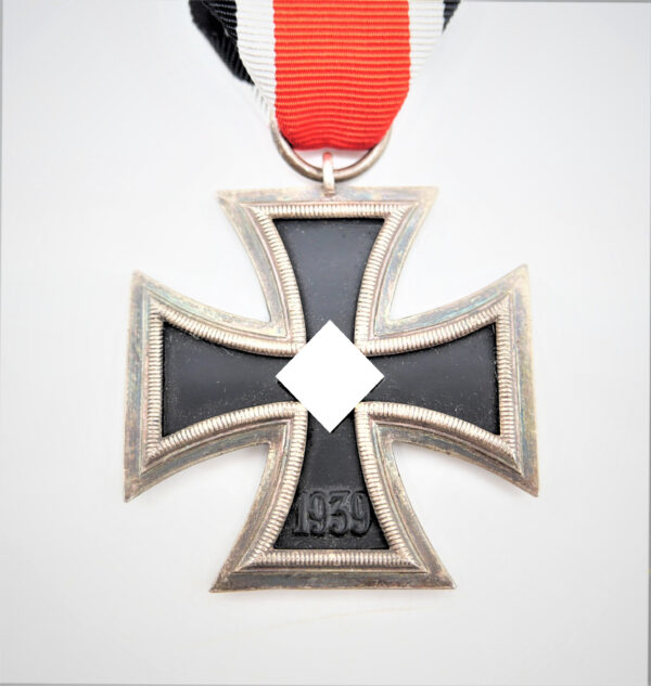 Eisernes Kreuz 2. Klasse 1939 – Hersteller 138 ( Julius Maurer, Oberstein)