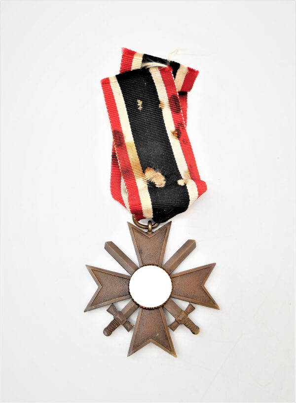 Kriegsverdienstkreuz 2. Klasse mit Schwerter - Hersteller 45 (Franz Jungwirth, Wien) - KVK – Bild 2