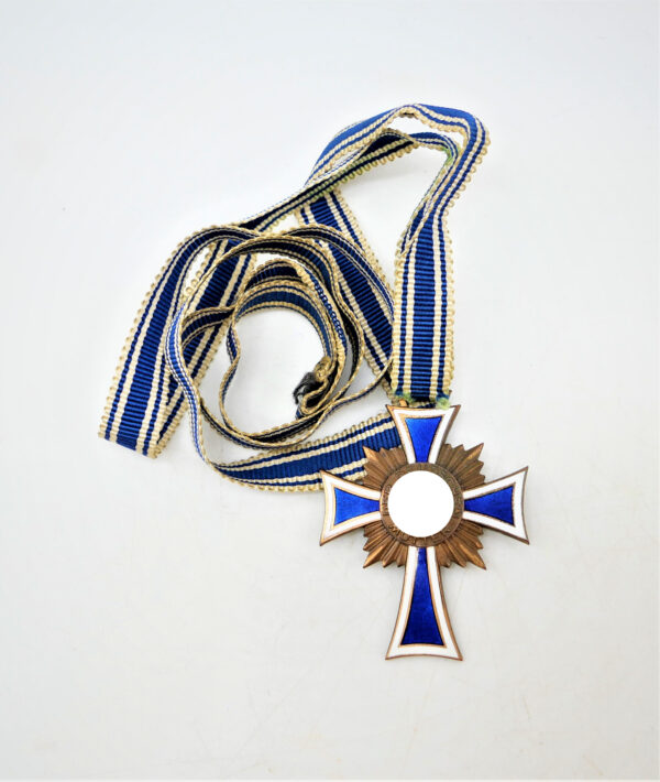 Ehrenkreuz der deutschen Mutter - 3. Stufe - Mutterkreuz Bronze am Band - 2. Form – Bild 2