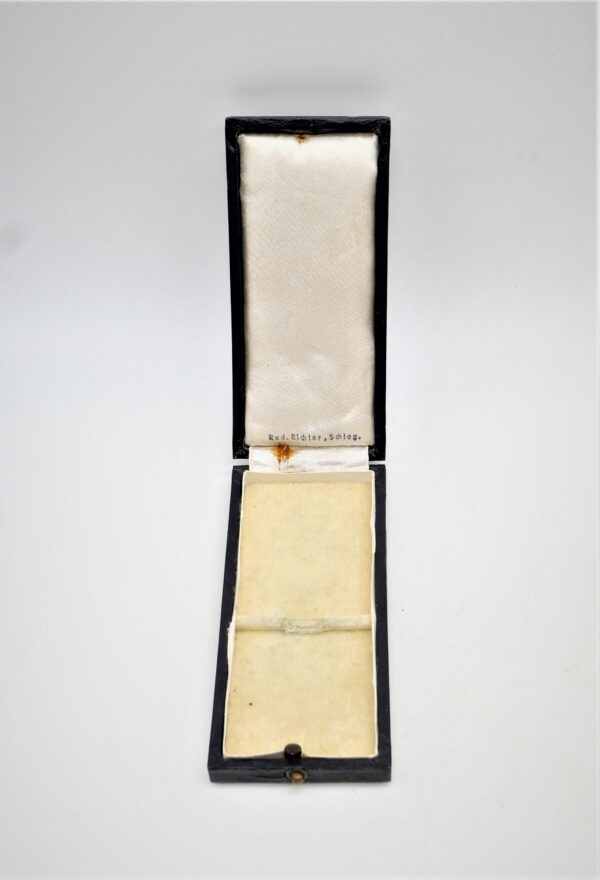 Etui zum Mutterkreuz – Gold – Hersteller Rud. Richter, Schlag – Bild 4